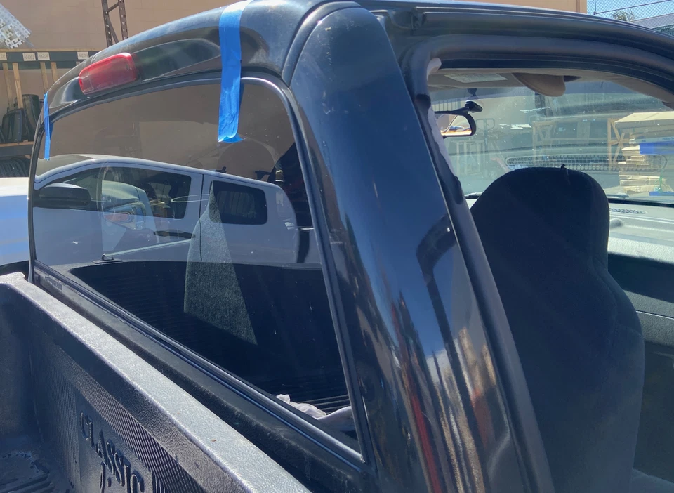 Fits 1997-2011 Dodge Dakota Pickup Rear Back Glass Window +2 Glue w/ Molding - Image 3 of 3