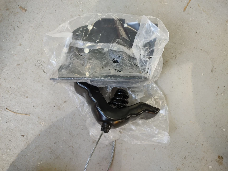 Spare Tire Wheel Hoist Winch - 1999-2007 Ford F-250 Super Duty - SKP - Image 2 of 2