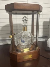Remy Martin louis xiii Display Case Wood , Remy Martin Louis XIII (No Light )