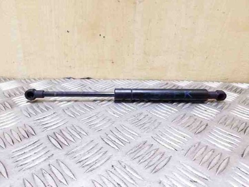 BMW X5 E53 Vordere linke Motorhaubendämpfer 8402551 51238402551 4.40 26124277