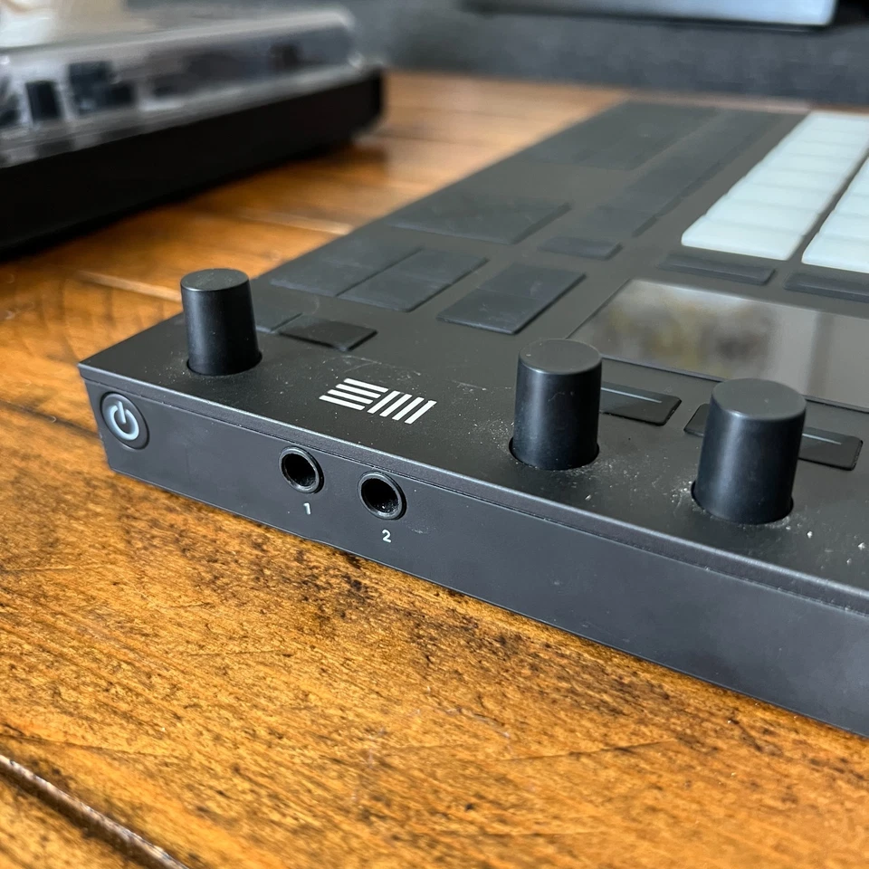 Ableton Push 2 Controller + Power & Protective Cover Decksaver - Image 4 of 4