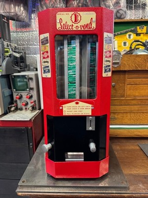 Vintage Select-O-Vend Candy & Gum Penny Vending Machine 1940's