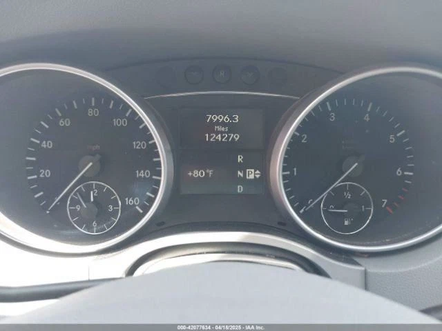 Console Front 164 Type Floor GL450 Vinyl Fits 07-12 MERCEDES GL-CLASS 4663768 Foto 4 de 4