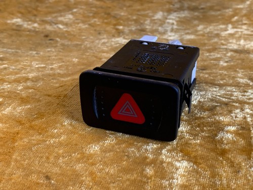 VW Golf IV / 4 Warnblinker Warnblinkschalter Schalter 1J0953235J Original