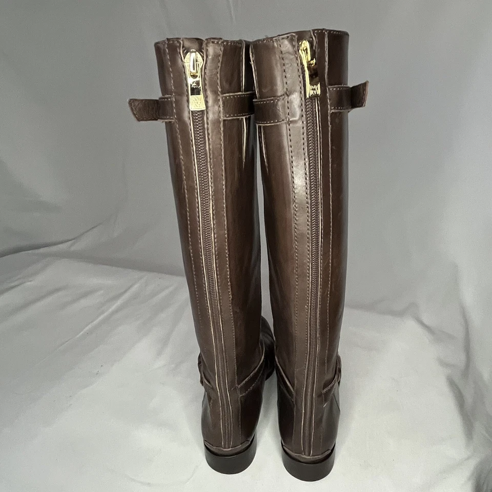Pour la Victoire Maggie Mujer 6 Marrón Cuero Alto Botas de Vestir Hebilla Dorada $355 Foto 4 de 4