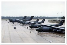 C-141B Starlifter et C-5A Galaxy Avion Préparation pour Desert Shield Photo 8 x 12
