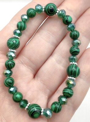 Armband aus grünen-schwarzen Malachit-Perlen und Glasschliffrondellen