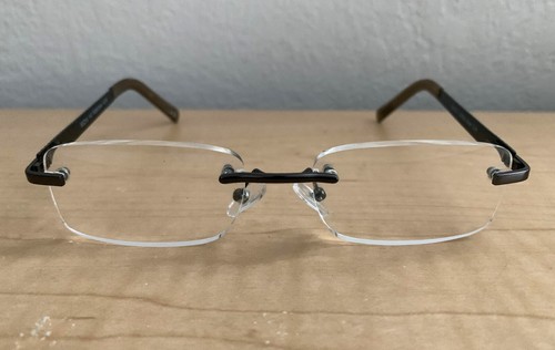 Foster Grant Blake Gun Full Magnification Reading Glasses 1.50 + Case
