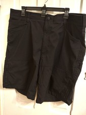 wrangler black shorts size 40 mens