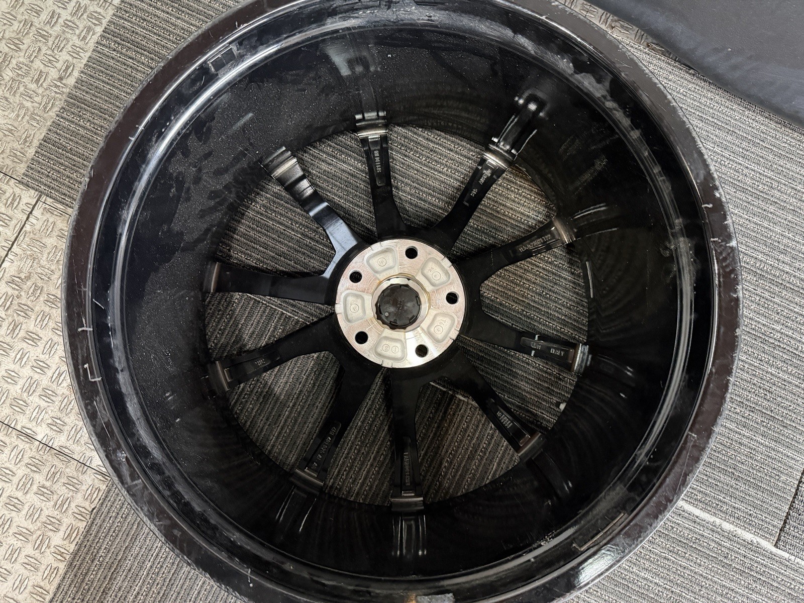 23" Lamborghini Urus 2021 2022 2023 Factory OEM Wheel REAR wheel