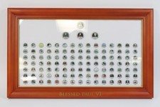 "Blessed Paul VI" Tafel mit 109 Medaillen
