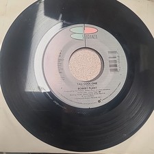 Robert Plant White Clean And Neat/Tall Cool One 45