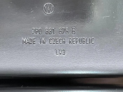 VW TOUAREG 7P5 Andere Teile des Innenraums 7P0881678B 3.00 2011 30695808