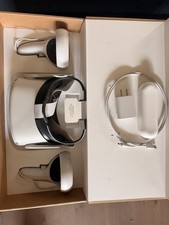 Meta Quest 2 Standalone VR Headset 256GB White w/ Touch Controllers 90Hz