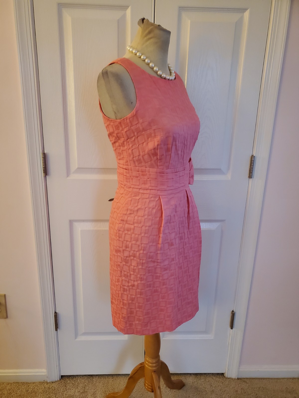 Taylor Women's Pink Sleeveless Bow Dress (Size 6)