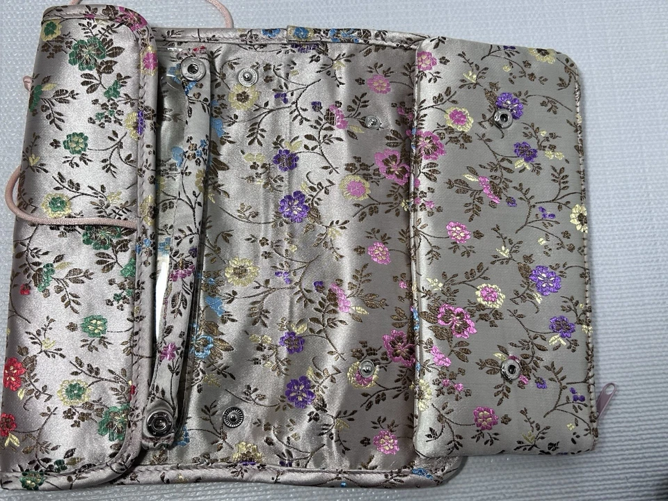 VTG  Chinese Floral Makeup Jewelry Travel Trifold Organizer Bag String Closure - Image 4 of 4