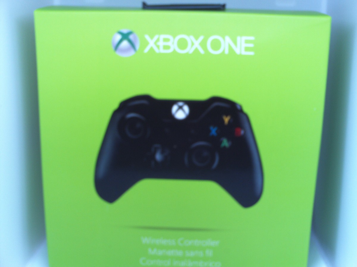 New Black Microsoft Wireless Game Controller for Xbox One / One S