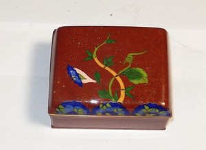 CHINESE CLOISONNE RED ENAMEL FLORAL HUMIDOR JAR BOX