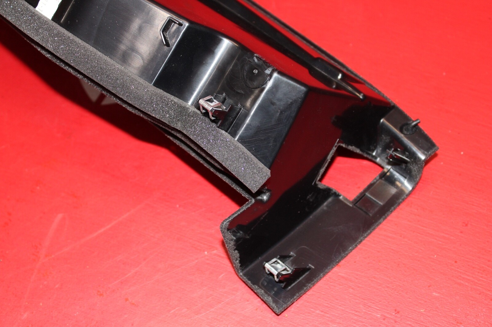 2014-2019 MASERATI GHIBLI M157 Q4 OEM GLOVE BOX STORAGE COMPARTMENT INSERT TRIM