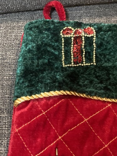Medias de terciopelo con lentejuelas árbol de Navidad con regalos estrella de cordón dorado con cuentas - Imagen 2 de 8