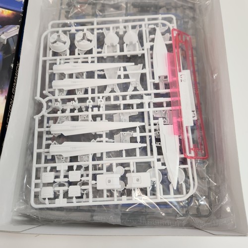 Bandai 1/100 Scale Model HG GN-0000 00 Gundam GN Drive Unassembled Mobile Suit - Afbeelding 6 van 11