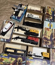 Lot of 9 Vintage Athearn HO Model Train Cars in Boxes