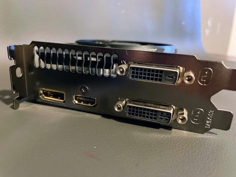 Gigabyte Radeon R7 360 2GB Video Graphics Card GPU GV-R736OC-2GD - Image 4 of 4