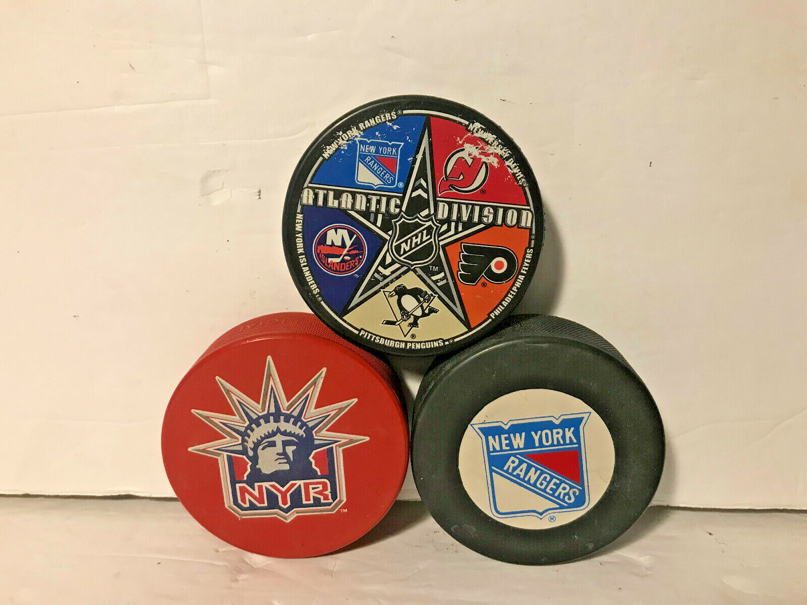 Set of (3) New York Rangers Official Lincensed Hockey Pucks eBay