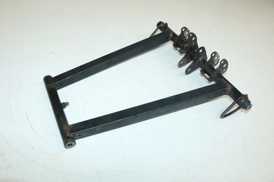 Polaris 800 Rmk Dragon 155" Iq 2010 suspensión trasera brazo de pivote de par oscilación delantera Foto 2 de 4