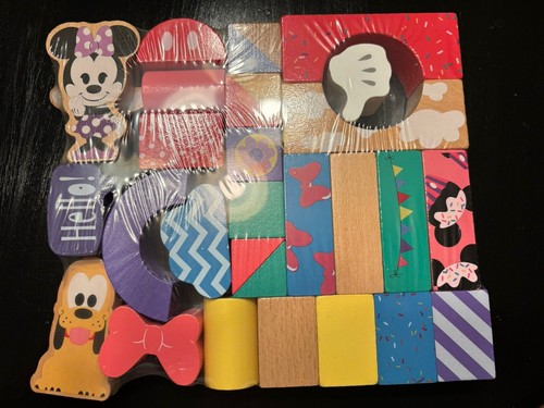 Disney Mickey And Friends Wooden Block Set 28 Pieces - Picture 2 of 3