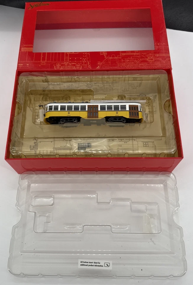 Spectrum 84610 HO Peter Witt Street Car San Francisco Municipal Railway Lights  - Image 3 of 4