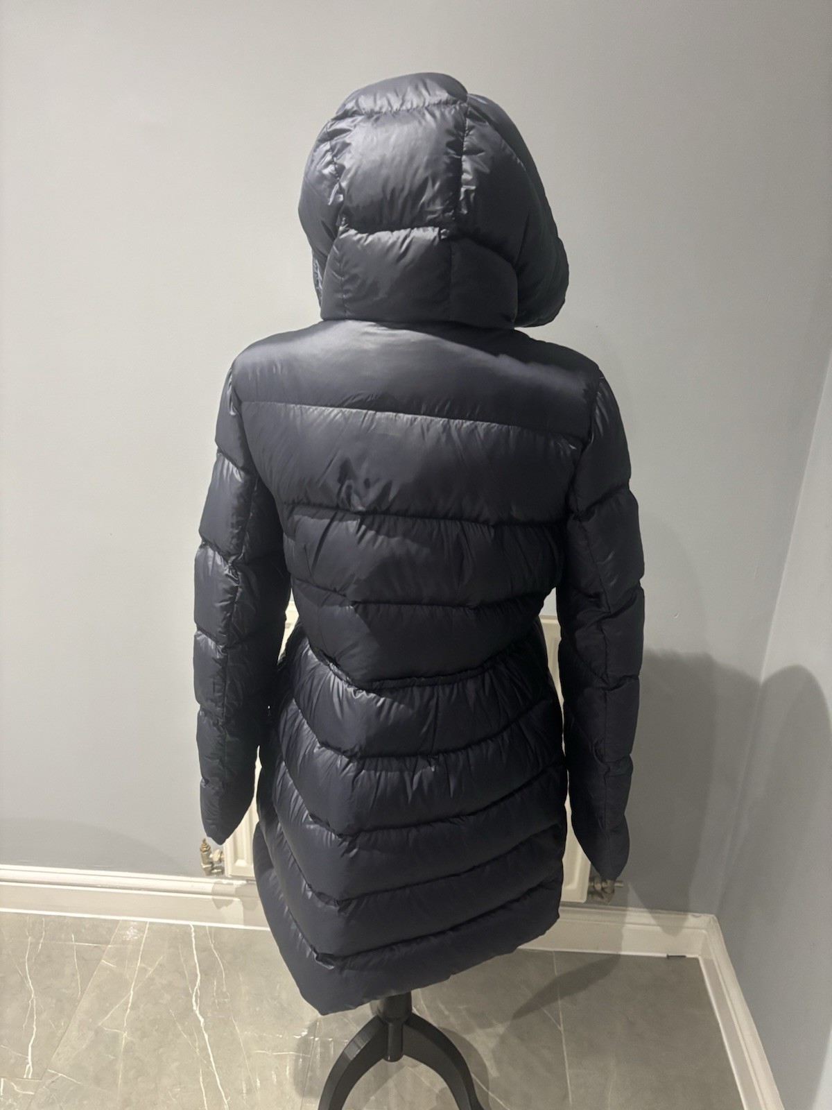 Moncler Ladies Navy Hooded Long Down Jacket, Size 3, RRP£1690, Great Condition image 4