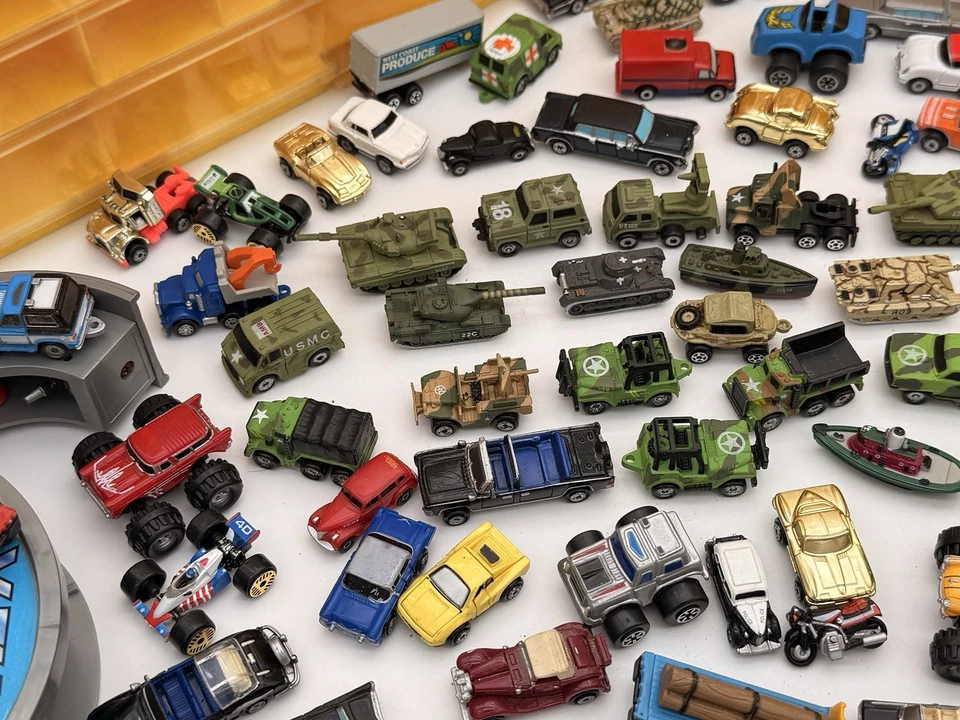 Vintage Micro Machines Lot 100+ Cars Tanks Planes Trailers Galoob + 2 Orig Cases - Image 4 of 4