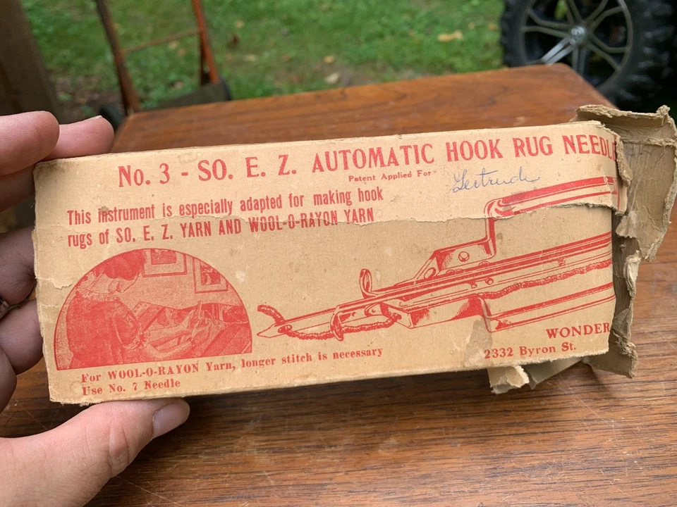 Wonderart No.3 SO EZ Automatic Hook Rug Needle Shuttle Vintage In Original Box - Image 2 of 4