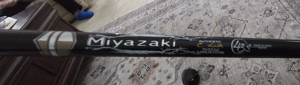 Cleveland Classic 9.0 Ultralite 290 Driver Miyazaki C. Kua Graphite RH 45.5” - Image 4 of 4