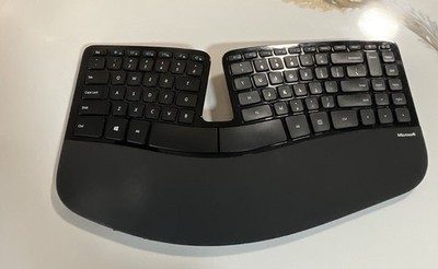 Microsoft Sculpt Ergonomic Wireless Keyboard (1559) NoIncludes USB Dongle,tested