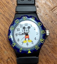 Girls Disney Parks Authentic Original Mickey Mouse Band WristWatch K1306377