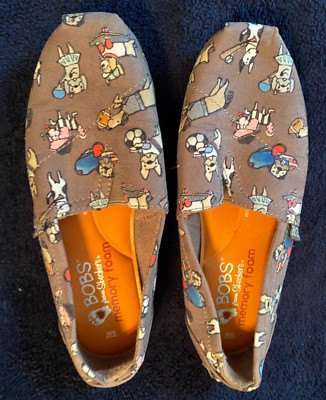 BOBS SKETCHERS Dog Shoes Sz 5 Women's Memory Foam Taupe Arch Pillow