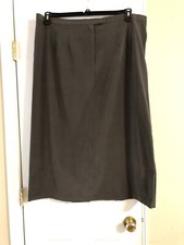 Womens Skirt Size 24