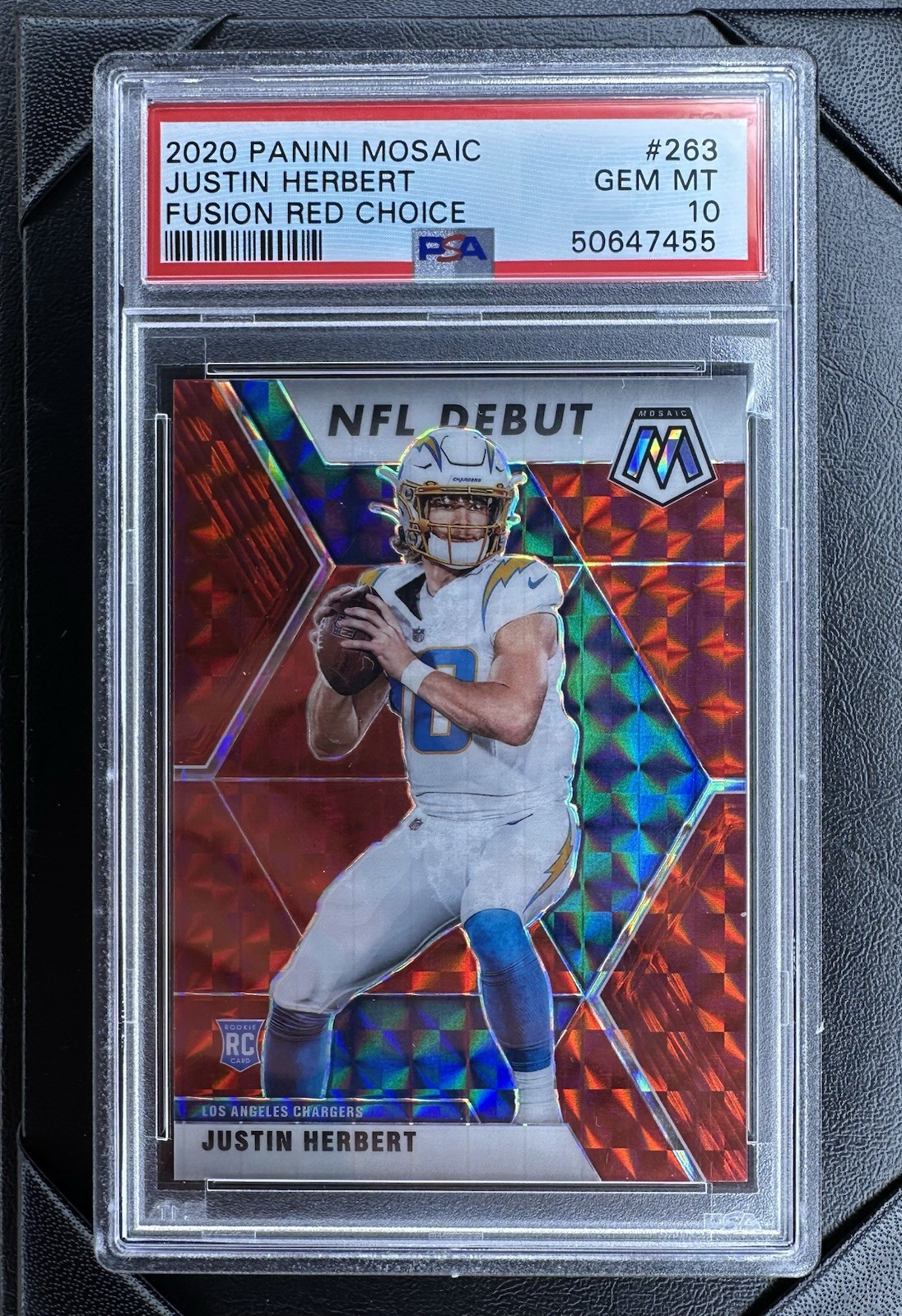 2020 Panini Mosaic - Debut Justin Herbert Choice Red Fusion /80 (RC) PSA 10