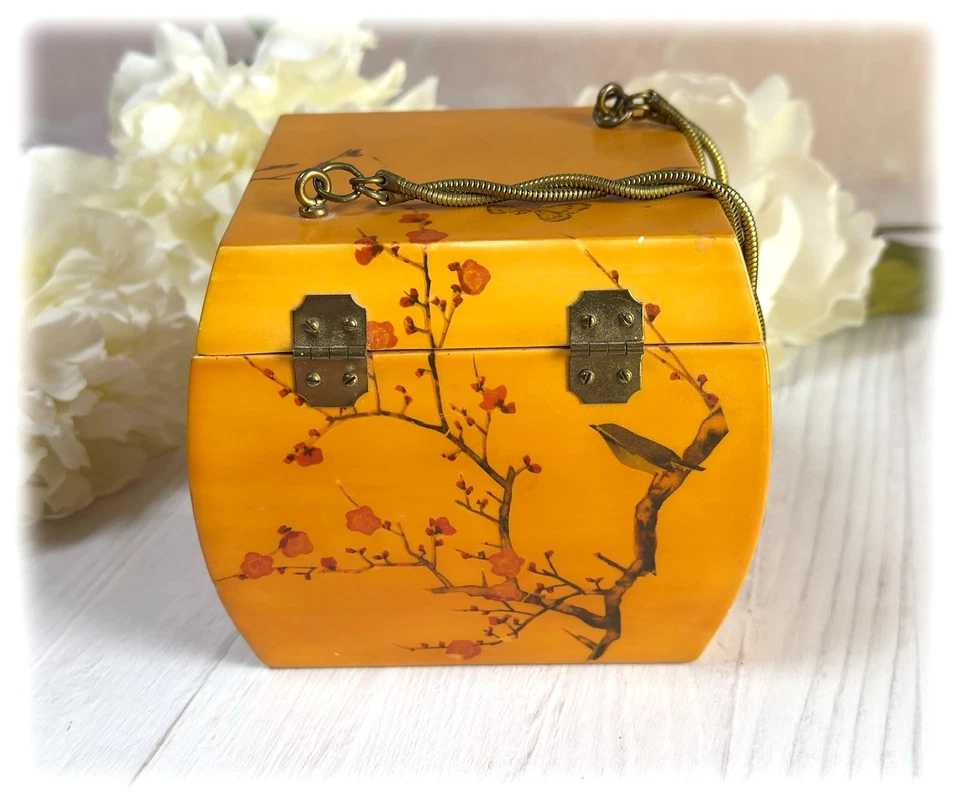 Cartera caja madera decoupage pájaros mariposas flores de cerezo 1971 vintage artesanal Foto 4 de 4