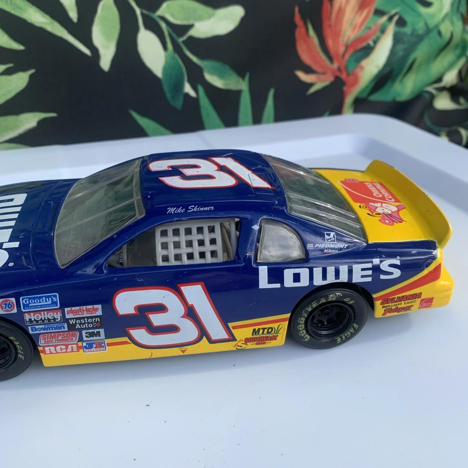 1997 Action 1/24 Mike Skinner #31 Lowes Chevrolet Monte Carlo, no box T14 - Image 4 of 4