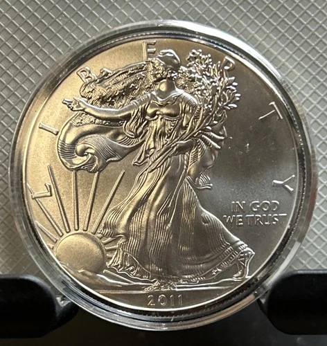 2011 1 Oz Silver American Eagle (Brilliant Uncirculated) In Airtight Capsule