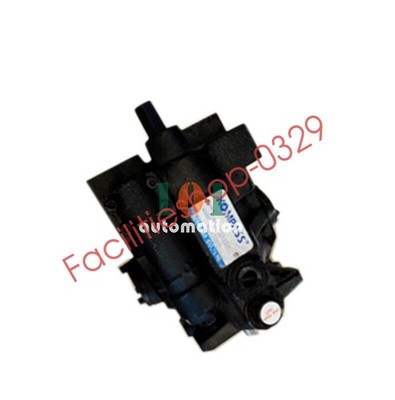 1PCS NEW FOR KOMPASS Variable displacement piston pump V15A1R10X DHL/FedEx