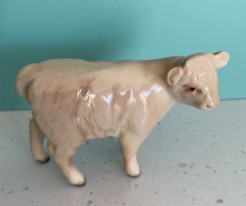 Vintage Beswick Charolais Calf model number 1827B. 1955-1972 Backstamp