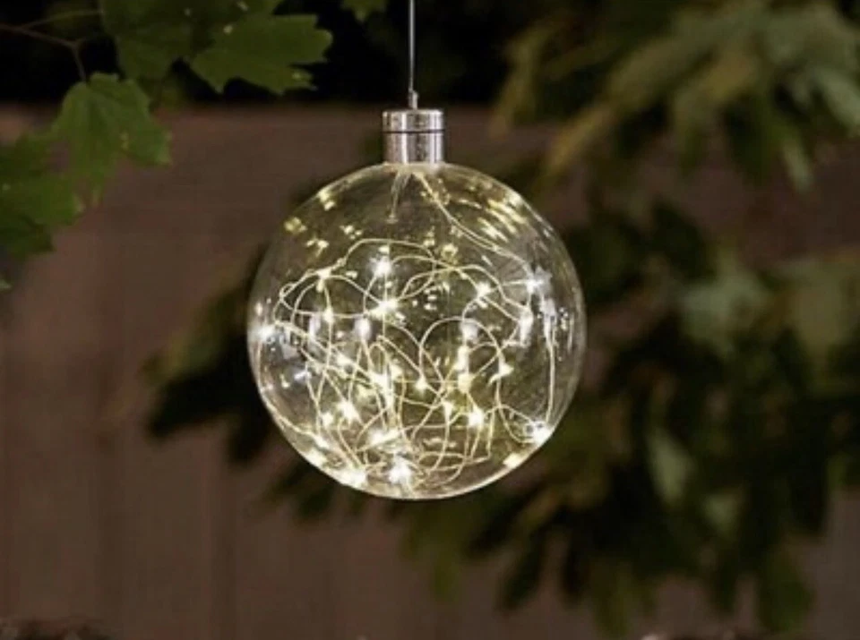 Allen + Roth, Acrílico Mini-LED Luces Exterior Orbe Iluminación Linterna Foto 2 de 3