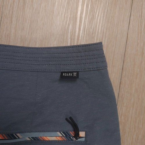Pantaloncini da tavola Roark The Chiller uomo 32 blu outdoor spiaggia casual 7" cuciture interne - Foto 10 di 14