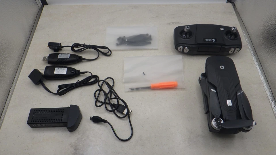 Holy Stone GPS Drone With 4K Camera HS175D + Controller + Accessorie (TDY028997) - Image 2 of 4