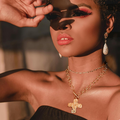 Gold Chunky Cross Necklace for Women Statement Cross Pendant Necklace Layered Ha - Imagen 2 de 12