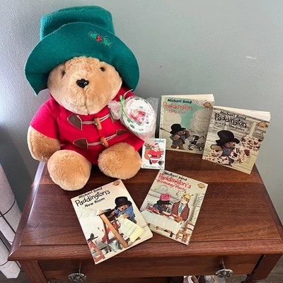 Vintage Paddington Bear Plush 1994 with 4 Michael Bond Books 1977 Lot - Image 1 of 4